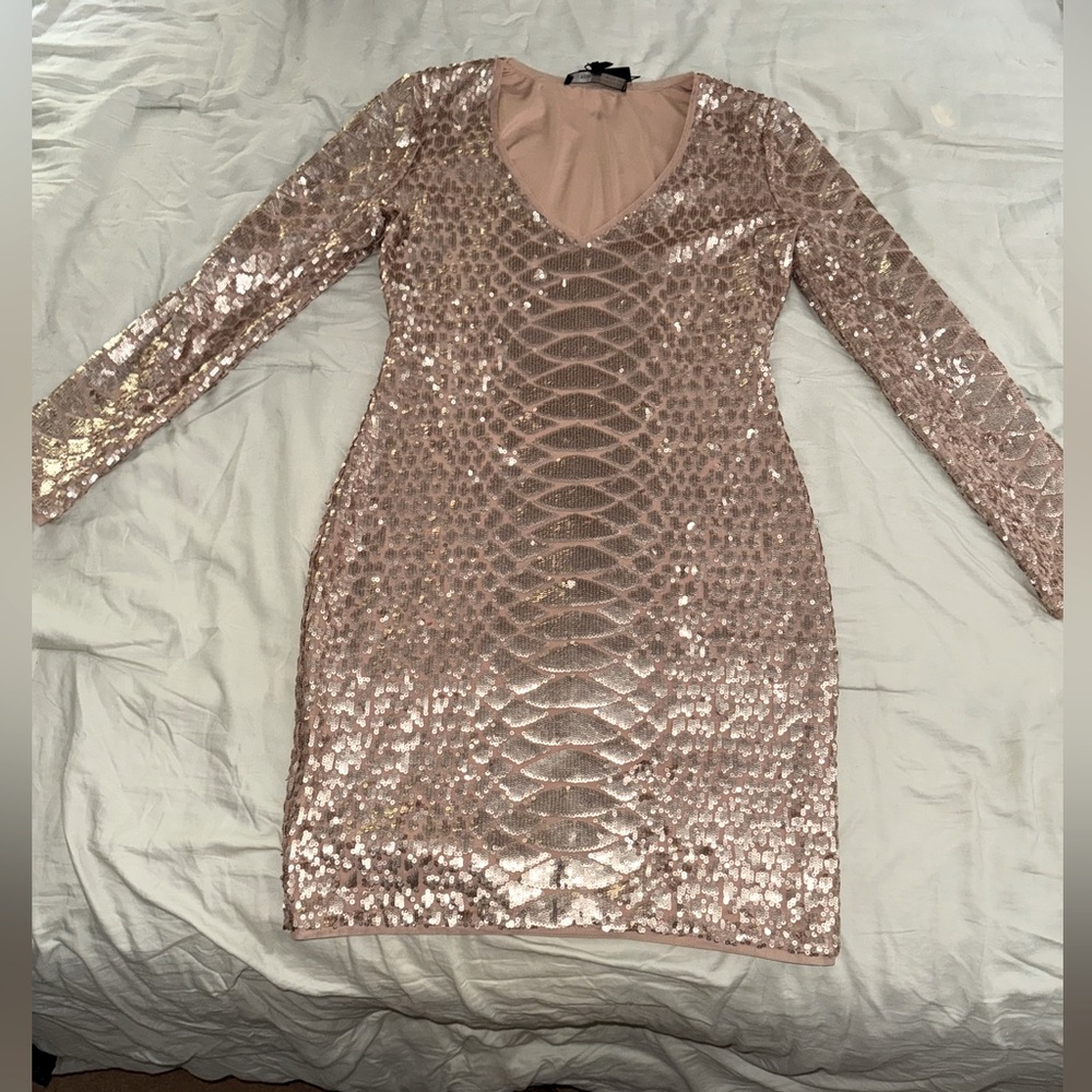 Brand new gold sequins long sleeve cocktail dress